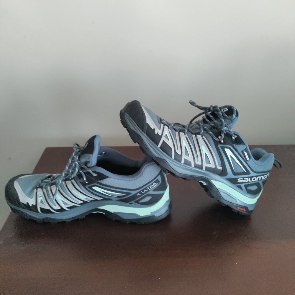 Salomon Women's X Ultra Pioneer CSWP Contragrip Waterproof Shoes Size: 11 EUC